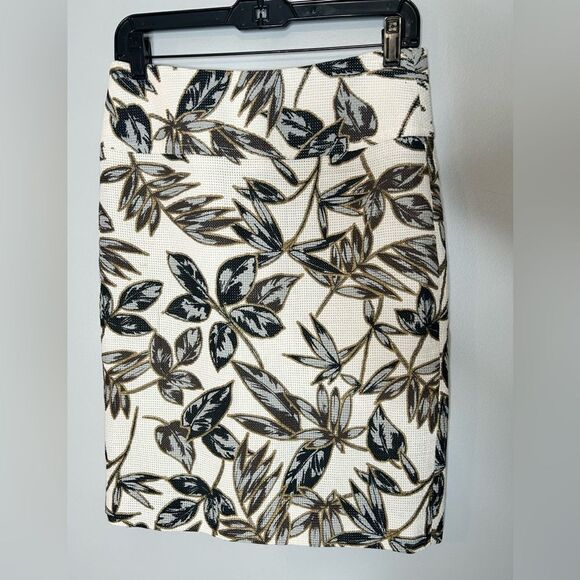 J.Crew Leaf Print gold Foil Pencil Skirt - Picture 3 of 7